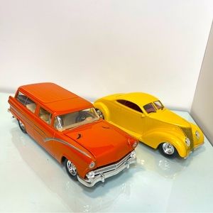 Vintage ERTL ROAD ROUGH die-cast Model 1/24th Scale Orange Crisp Sweptback Coupe